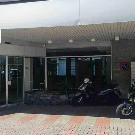 Appartement Idyllische In Bissone